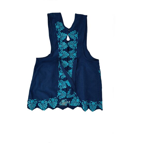 Blue Mexican Embroidered Apron – Basic Handmade Apron with Floral Design - Picture 9 of 9